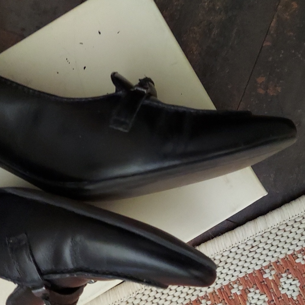 Shoes - Picture 7 of 7
